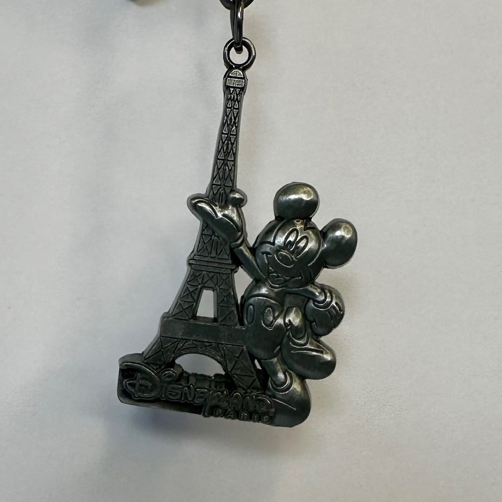 Disneyland Paris Mickey Mouse Eiffel Tower Keychain New w/Tag